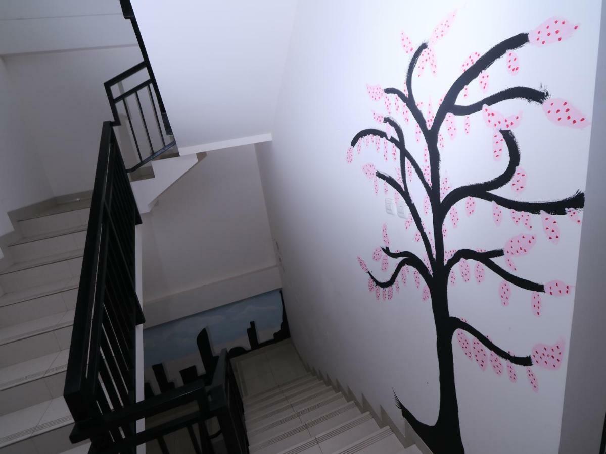Kamar Keluarga Tanah Abang Hotel Jakarta Luaran gambar
