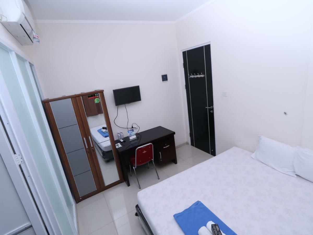 Kamar Keluarga Tanah Abang Hotel Jakarta Luaran gambar
